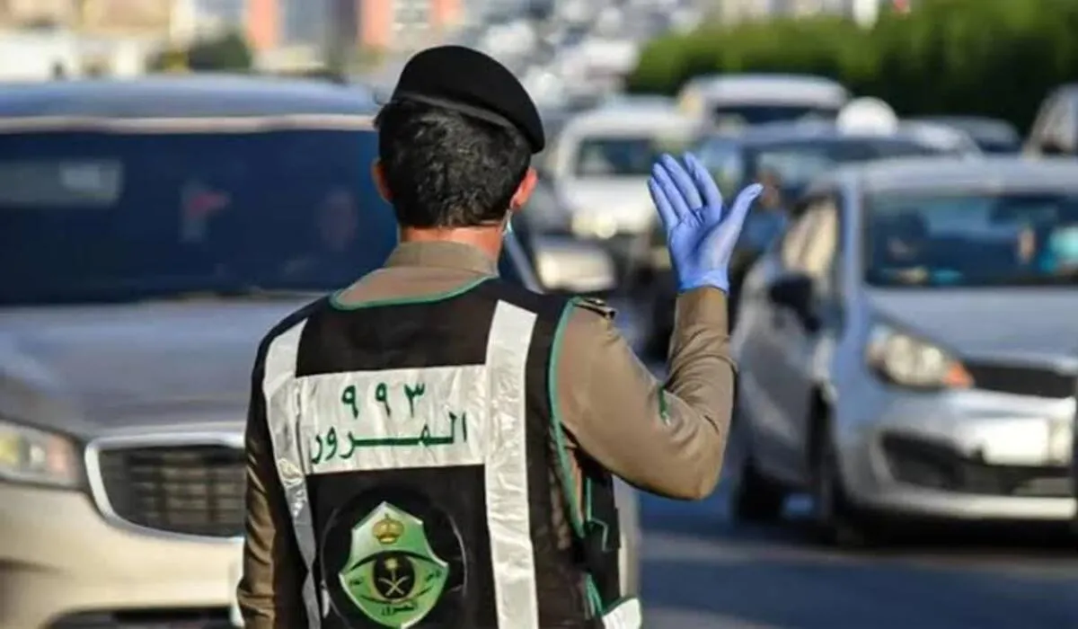 المرور السعودي يحذر من أسباب انحراف المركبة المُفاجئ على الطريق “خلي بالك”