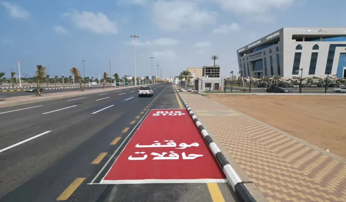 وفقًا لرؤية المملكة 2030 .. أمانة منطقة جازان تعلن بدء أعمال مشروع البنية التحتية للنقل العام بالحافلات
