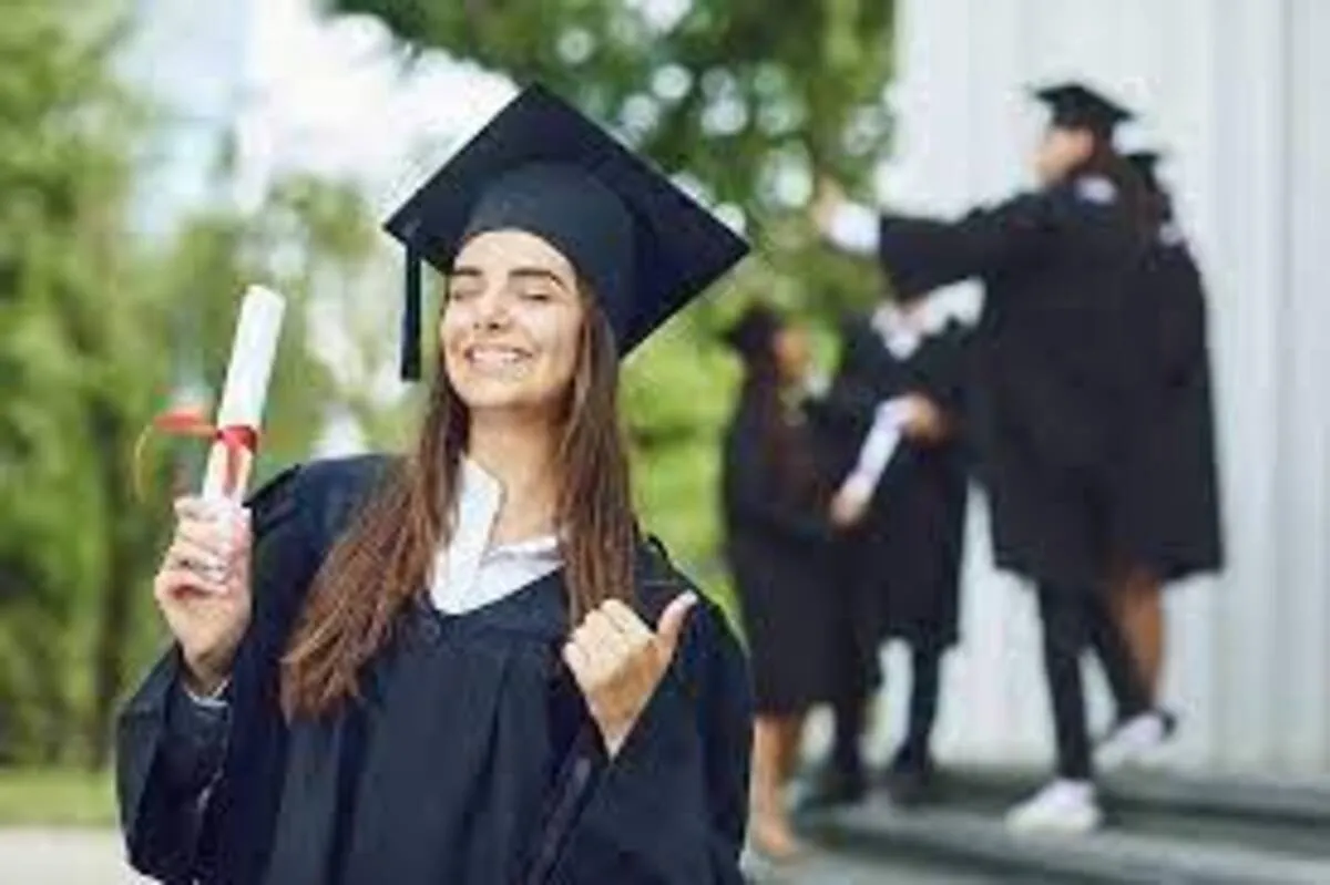 بقرار رسمي وزارة التعليم فى المملكة تسمح بدراسة تخصصين في الجامعة