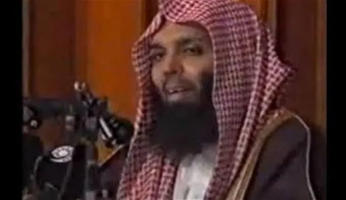 هل خبر وفاة الشيخ خالد الراشد صحيح أم لا وأهم المعلومات عنه؟