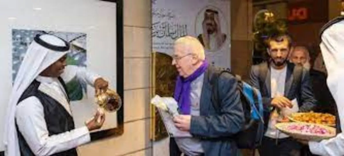 وصول الدفعة الثانية من ضيوف خادم الحرمين الشريفين إلى المدينة المنورة