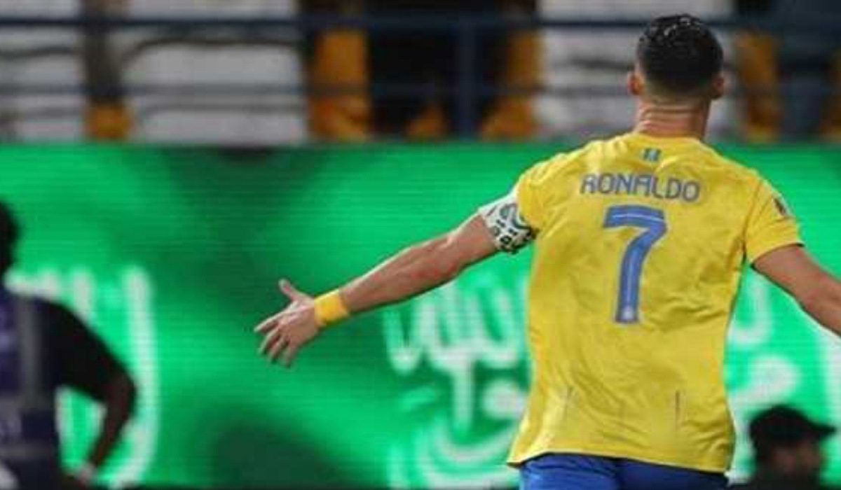 متى موعد مباراة الهلال والنصر في الدوري السعودي للمحترفين اليوم .. والتشكيل المتوقع؟