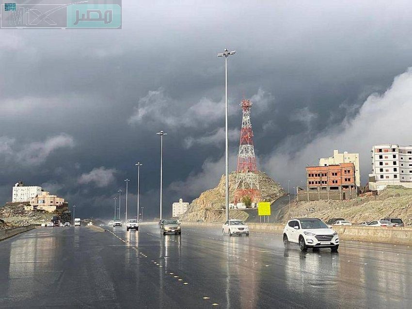 تحذير من الأرصاد الجوية بشأن تساقط الثلوج على تبوك والمناطق الشمالية