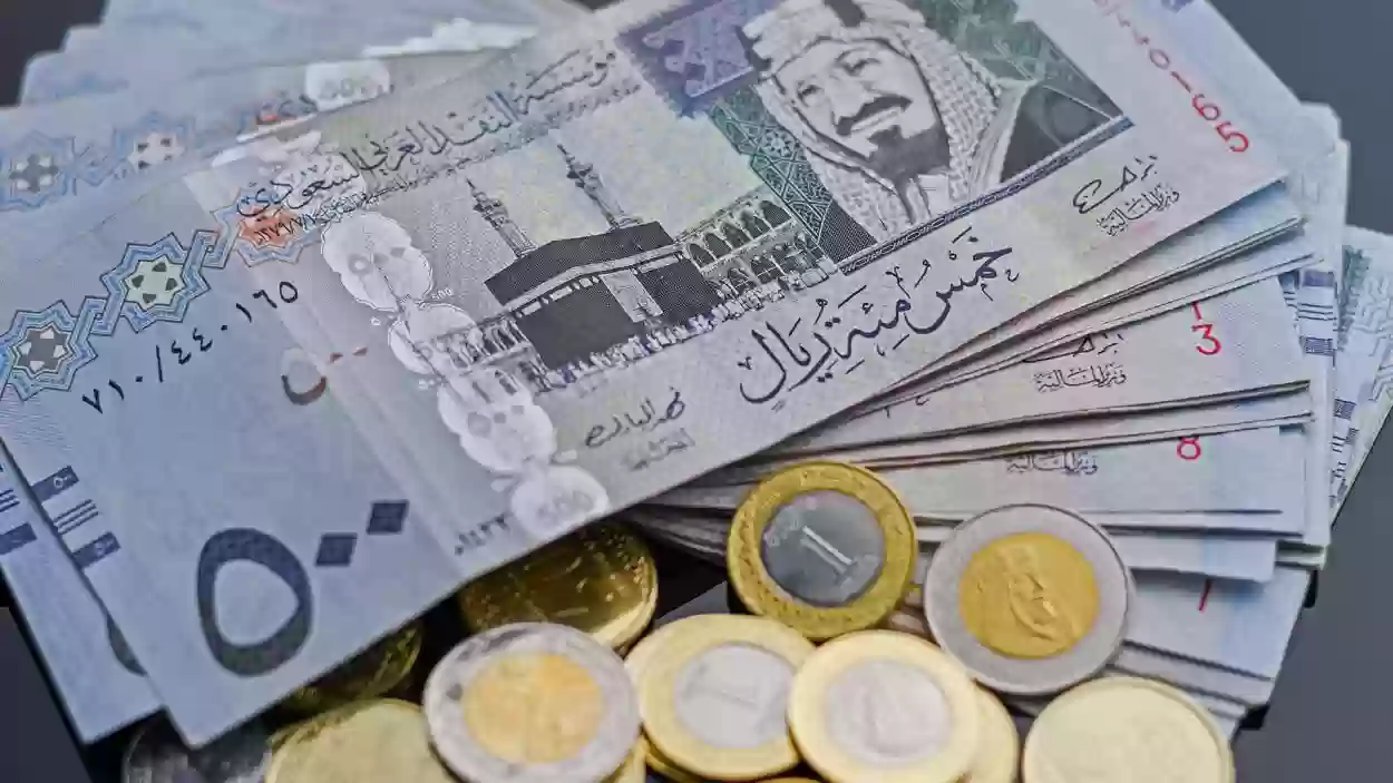 سعر الريال السعودي مقابل الجنيه المصري في بداية تعاملات اليوم الجمعة 8 ديسمبر 2023