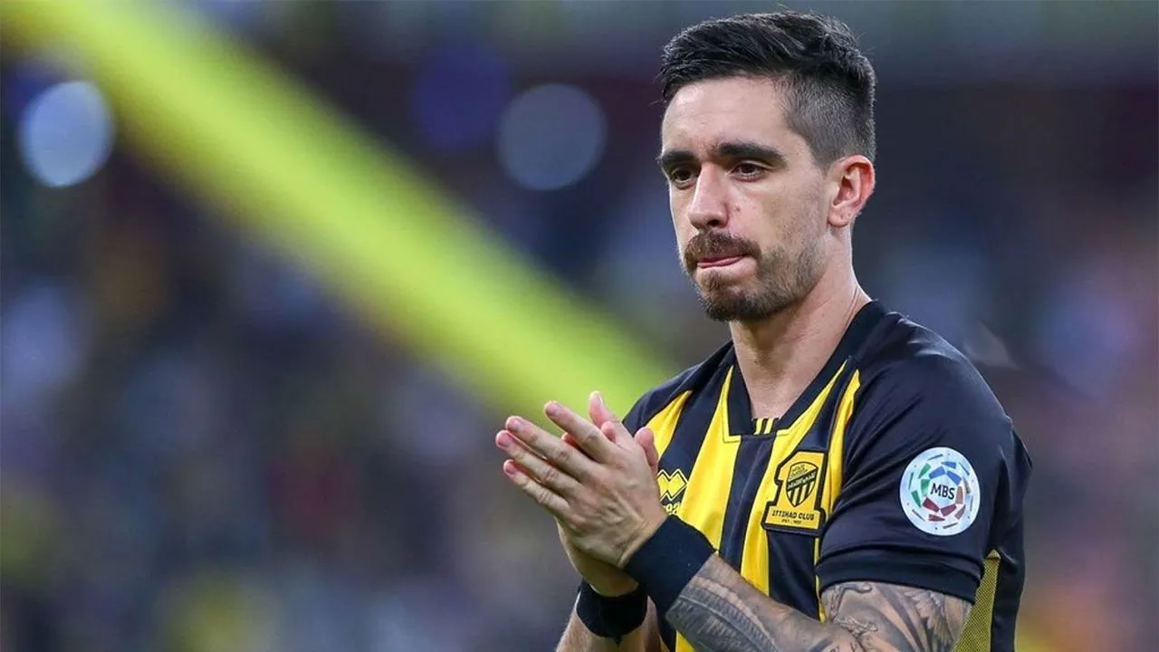 الاتحاد يفسخ عقد كورونادو .. إعلامي رياضي يكشف حقيقة رحيل النمر البرازيلي