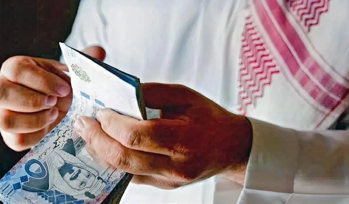 الموارد البشرية توضح حقيقة صرف منحة لمستفيدي الضمان مع بداية العام الميلادي الجديد 2024