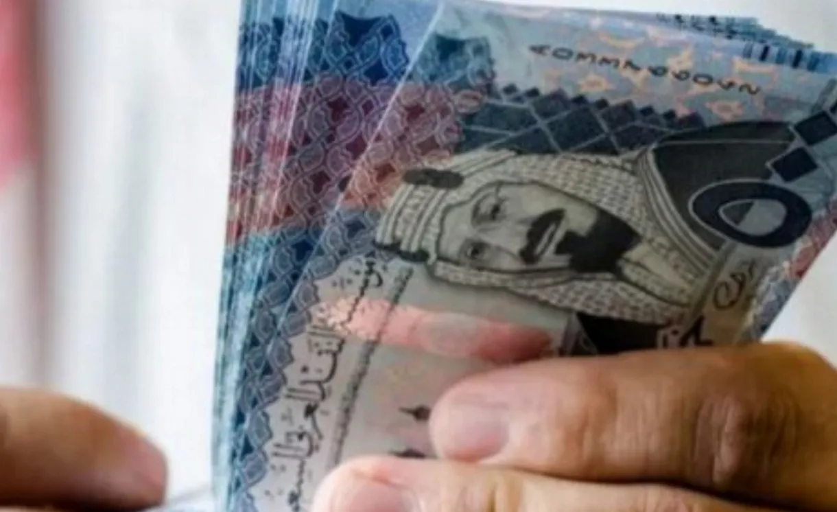 متى موعد صرف معاش التقاعد والتأمينات في السعودية؟ العناية بالعملاء توضح