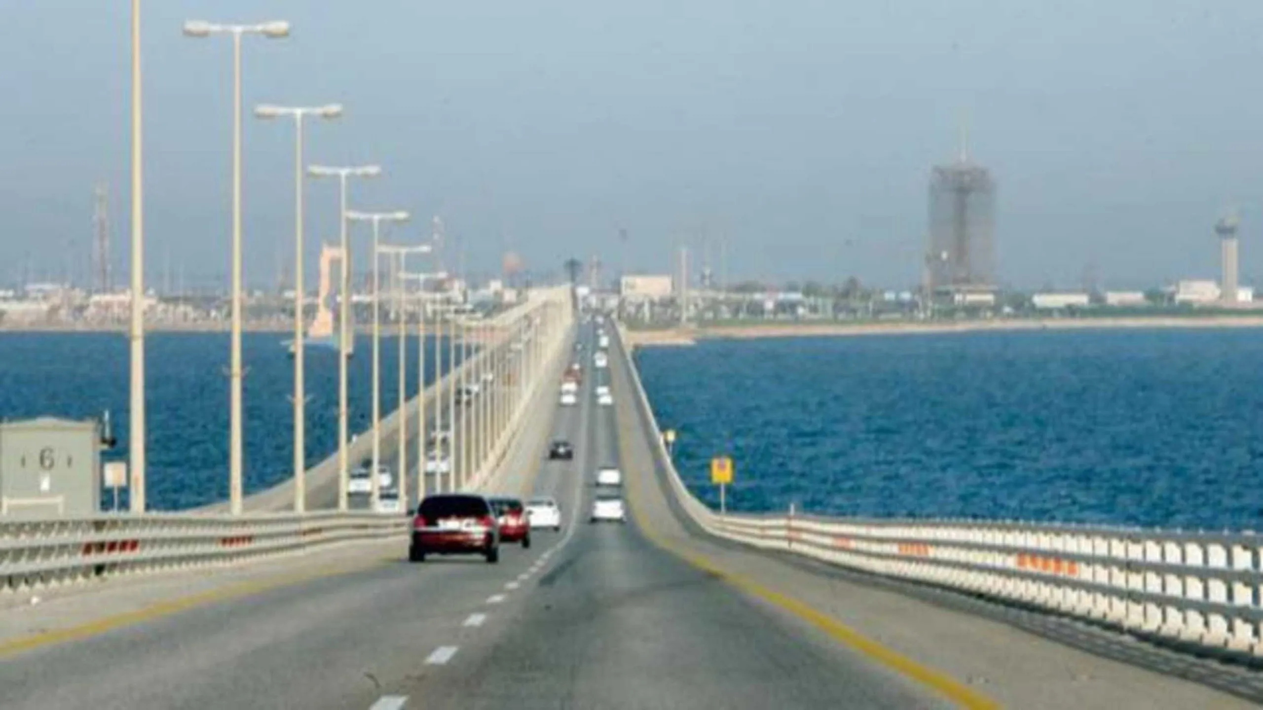 ابرزها صلاحية الهوية .. المؤسسة العامة لجسر الملك فهد توضح شروط السفر إلى البحرين