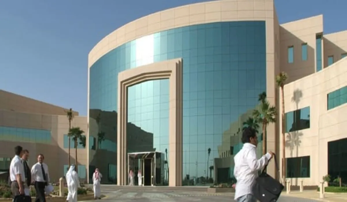 عاجل .. الدكتور خالد الثبيتي يوضح أثر التعليم على نمو الاقتصاد ودور الجامعات السعودية الهام 2024