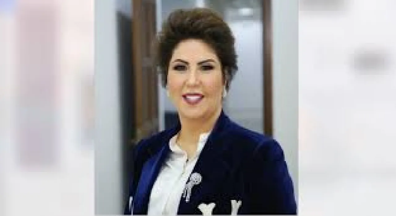 فجر عثمان .. السيرة الذاتية الخاصة بها وأبرز الأعمال الفنية والجوائز