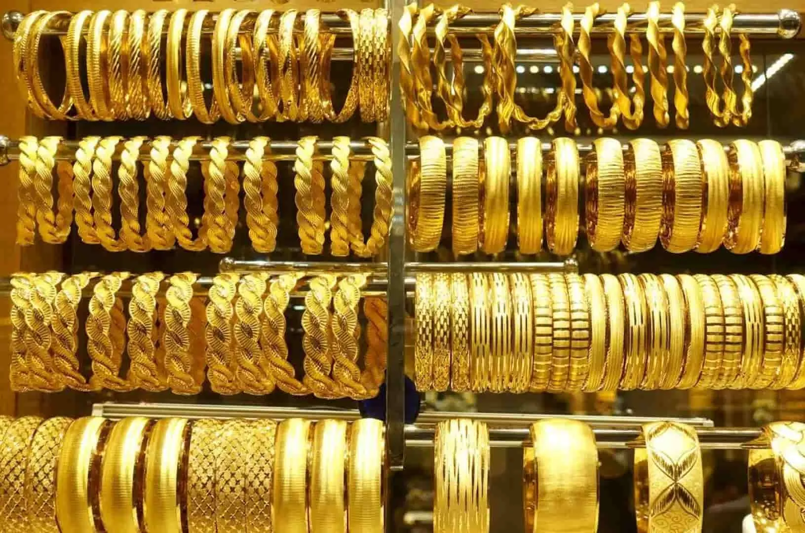 قفزة جديدة .. سعر جرام الذهب عيار 21 سعر الذهب اليوم الإثنين 22 يناير 2024