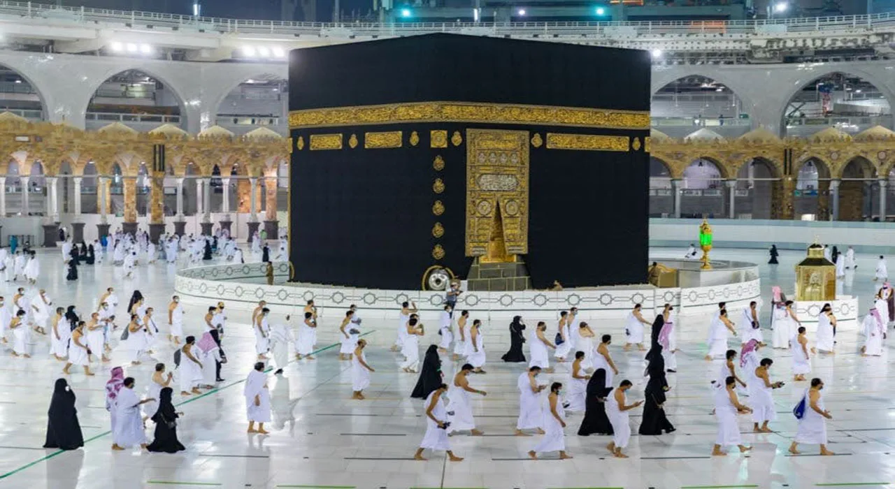 هل تم فتح باب التقديم لحجاج الداخل لموسم 1445هـ؟ وزارة الحج والعمرة توضح الحقيقة
