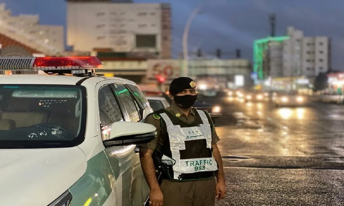 لماذا تم تحويل الحركة المرورية على طريق الكورنيش؟ مرور جدة يوضح