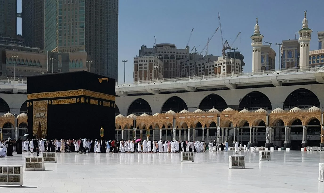 ما هي شروط الاعتكاف بالمسجد الحرام خلال العشر الأواخر من رمضان 1445؟