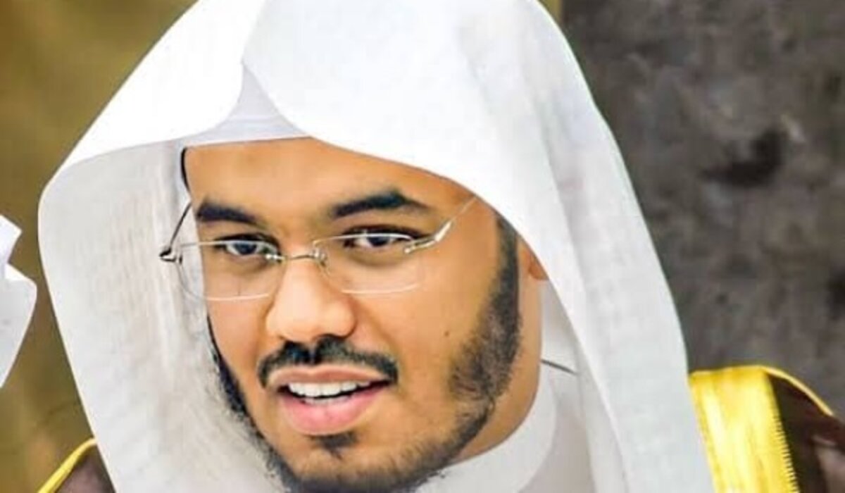 عاجل ورسميًا .. القائمة الكاملة تتضمن عودة الإمام الدوسري في رمضان ١٤٤٥ لإمامة المسجد الحرام