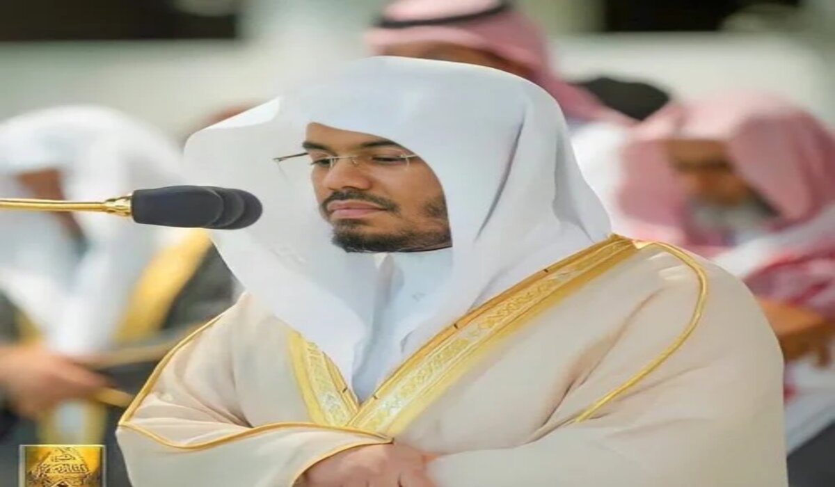 ما حقيقة إعفاء الشيخ ياسر الدوسري من إمامة المسجد الحرام في رمضان 2024 والتجديد له بعد تصدره الترند؟
