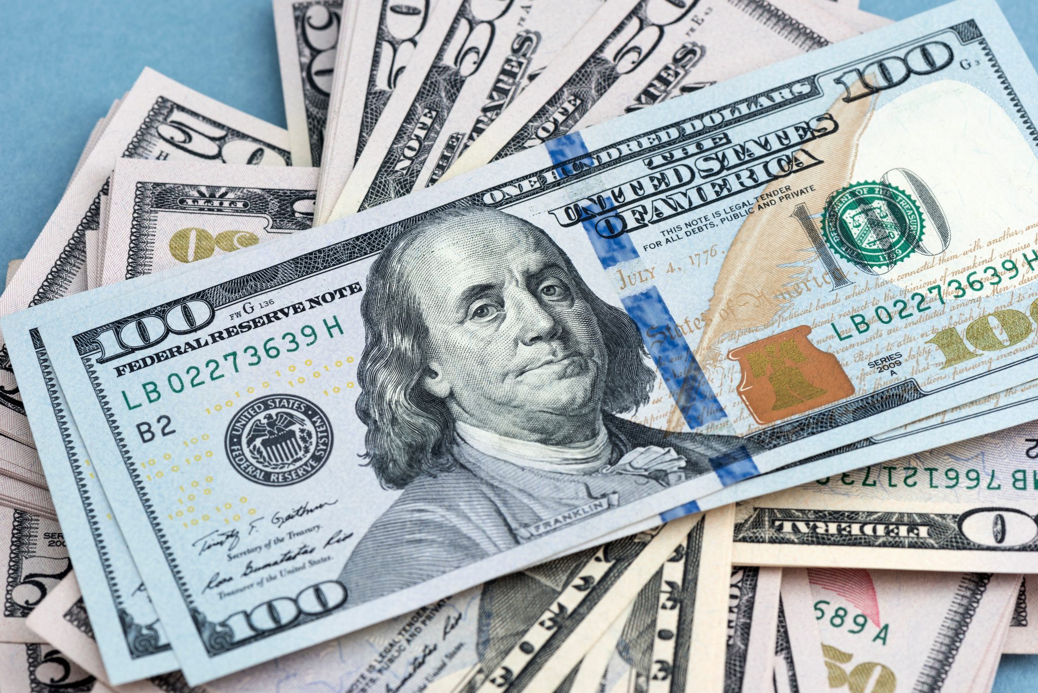 يصل لارقام خيالية .. سعر الصرف الدولار مقابل الجنيه المصري اليوم الاربعاء 13 مارس 2024