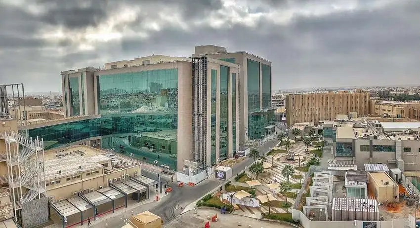 “مدينة الملك سعود الطبية” تُعلن عن وظائف شاغرة جديدة بالرياض