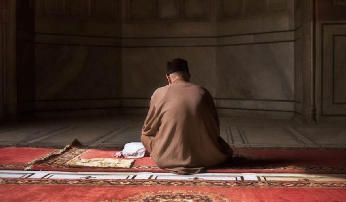 صلاة التهجد كم ركعة وكيفية أدائها في العشر الأواخر من رمضان 1445؟  .. الإفتاء المصرية توضح