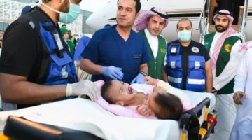 إنفاذا لتوجيهات خادم الحرمين الشريفين وسمو ولي العهد .. وصول التوأم السيامي الفلبيني إلى العاصمة  السعودية الرياض