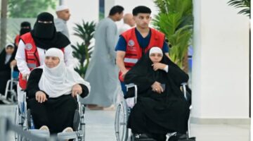 عاجل .. منفذ جديدة عرعر يودع طلائع الدفعة الأولى من الحجاج العراقيين موسم  1445