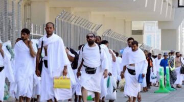هل قرار إيقاف تأشيرة عمرة B2C للمصريين بعد أزمة الحج الأخيرة مؤقت أم دائم؟