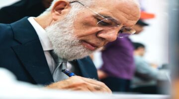 رحيل الدكتور عمر عبد الكافي عن عالمنا ما بين الحقيقة والشائعة 2024