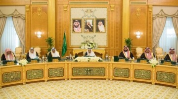 السجن 15 سنة للمخالفين.. تعرف على ضوابط جمع التبرعات في نظام العمل السعودي