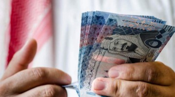 وزارة الموارد البشرية تعلن شروط الضمان الاجتماعي المطور 1446