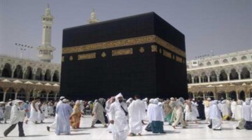 وزارة السياحة تعلن عن ضوابط رحلات العمرة خلال الموسم الجديد