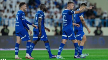 القنوات الناقلة لمباراة الهلال والخلود في دوري روشن السعودي 2024-2025 وكيفية مشاهدة المباراة عبر الأنترنت؟