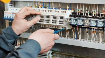 الحكومة المصرية تحسم الجدل بشأن عودة تخفيف الأحمال الكهرباء مرة أخرى