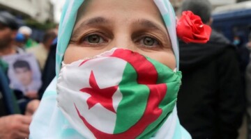 الحكومة الجزائرية توضح شروط التسجيل في منحة المرأة الماكثة في البيت 2024