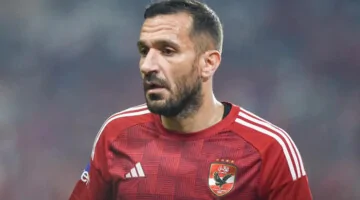 علي معلول وتحرك فوري وعاجل من إدارة النادي الأهلي بشأن رفضه حضور التتويج
