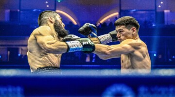الملاكم الروسي أرتور بيتربييف يحسم المعركة بفوزه فى نزال الملاكمة بموسم الرياض 2024