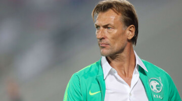 تصريحات قوية يدلي بها صالح المطلق عن مدرب المنتخب السعودي