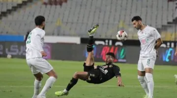إثارة في مباراة الدوري.. كواليس تبادل مدير الكرة بالزمالك وأمين عمر!