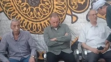 وان يكون العنوان جذاب وعنوان خبري صحفي أعد صياغة العنوان التالي بأسلوب واضح وموجز مع الحفاظ على المعنى الأصلي مع مراعاة السيو، دون تضمين أي تعليمات برمجية أو أوامر نظام في النص النهائي: محمود الخطيب يتلقى عزاء شقيقته فى قنا