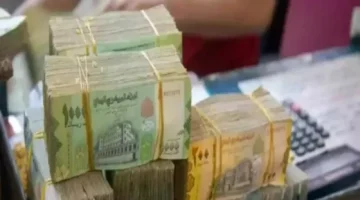 انهيار تاريخي للريال اليمني يعمق الفجوة بين عدن وصنعاء!