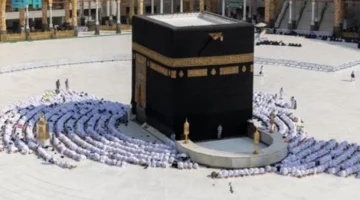 شاهد: كيف بدا الحرم المكي خلال صلاة العصر اليوم عقب قرار منع الدخول لغير حاملي تأشيرة الحج؟