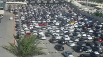 تستمر كثافة المرور العالية على جسر الملك فهد باتجاه البحرين لليوم الثاني على التوالي.