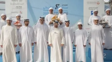 حمدان بن زايد يكرم فائزي سباق دلما التاريخي
