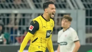 بن سبعيني يتصدر قائمة النجوم في بوروسيا دورتموند