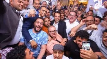 احتفالات شعبية بفوز محمد السيد الشاذلي في عضوية مجلس نقابة الصحفيين.. شاهد الفيديو!