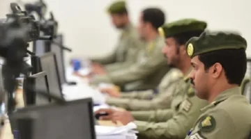 أخبار السعودية: الجوازات تعاقب 14.8 ألف مخالف لقوانين الإقامة والعمل!