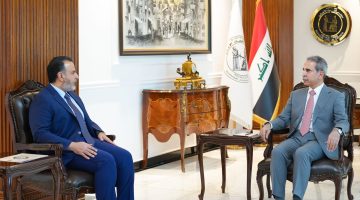 زيدان وفرحان يناقشان الإجراءات القضائية لمنع التجاوز على المال العام