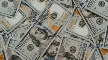 سعر الدولار اليوم في العراق 1 مايو 2025 في بداية التعاملات