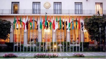 تصعيد مقلق: الجامعة العربية تندد بغارات إسرائيل على دمشق