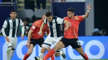 مدرب باتشوكا ينفي تقديم استقالته ويوضح موقفه من قيادة الفريق في كأس العالم للأندية