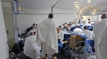 وزير السياحة والآثار يتفقد مخيمات الحجاج المصريين في مشعر عرفات